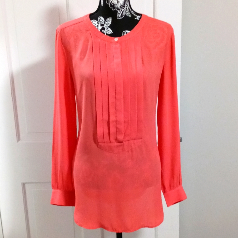 🍑LOFT🍑 - Coral Tuxedo Style Tunic Top